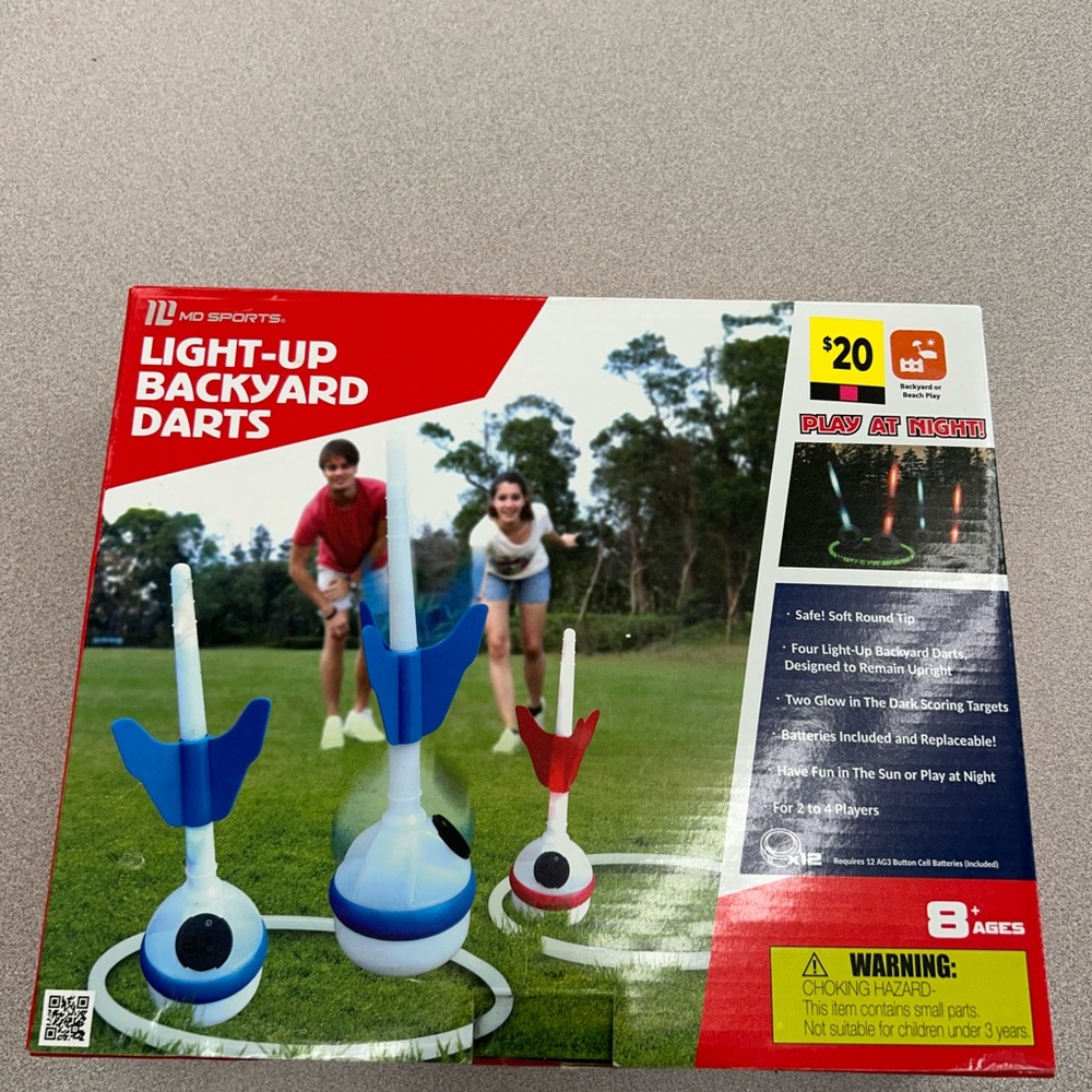 Light-Up Backyard Darts - Red and Blue